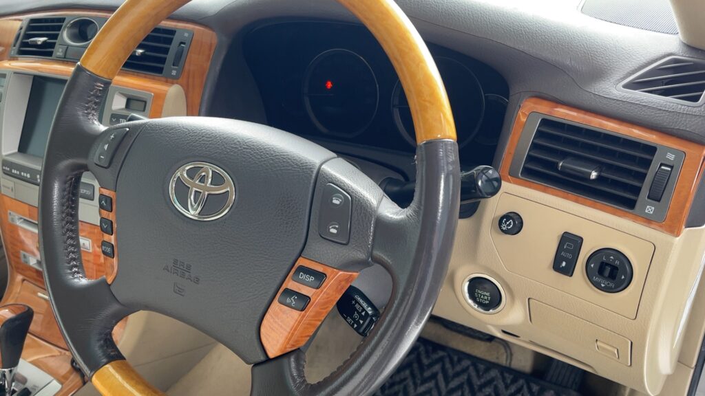 現行のクルマよりも内装はゴージャスです!